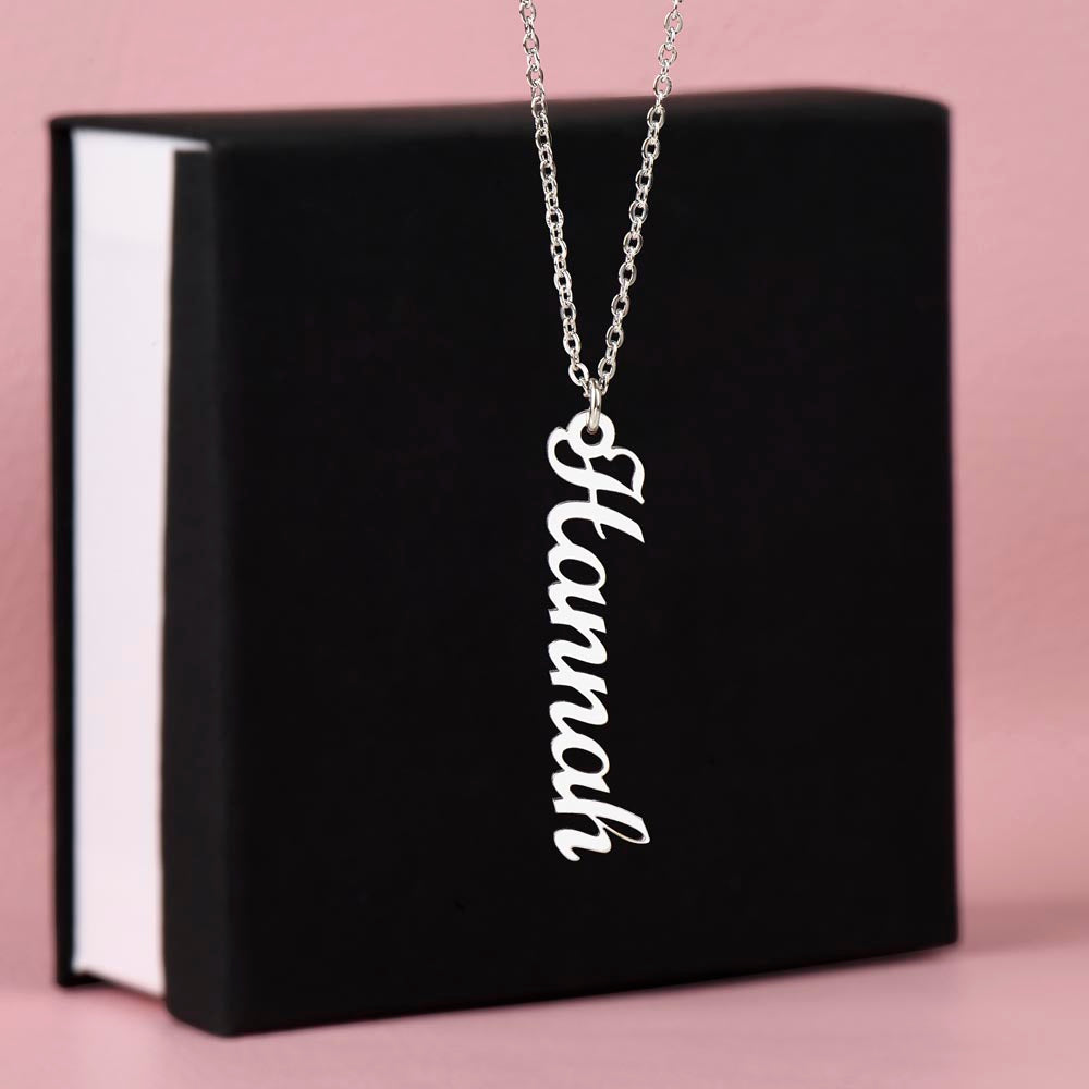 Collier prénom vertical sans message - Cadeau pour elle, cadeau pour les mamans, bijou personnalisé 